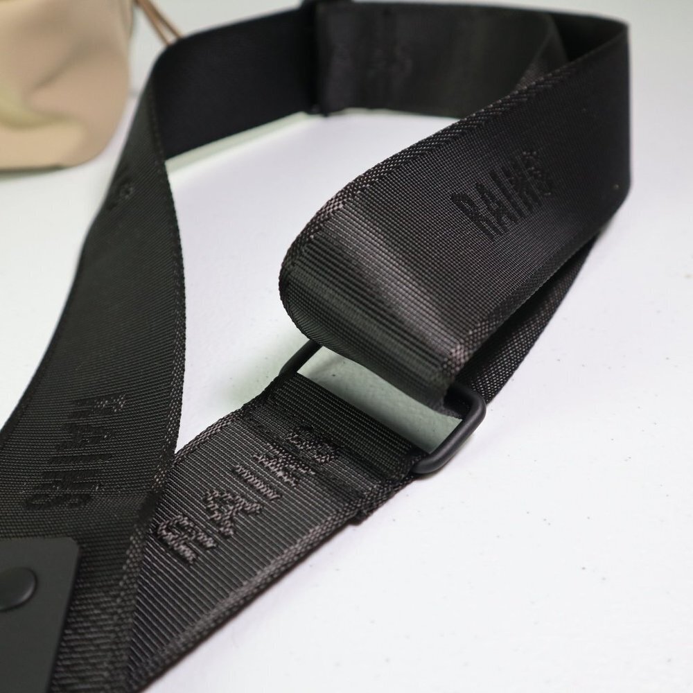 NEW Rains Cargo Box Bag Large Unisex - Picture 9 of 16